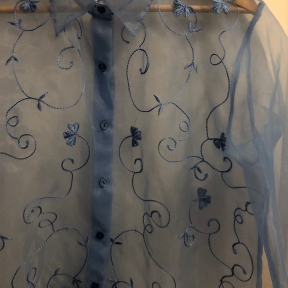 Sheer Blue top with embroidery (M-L) - Picture 3 of 4